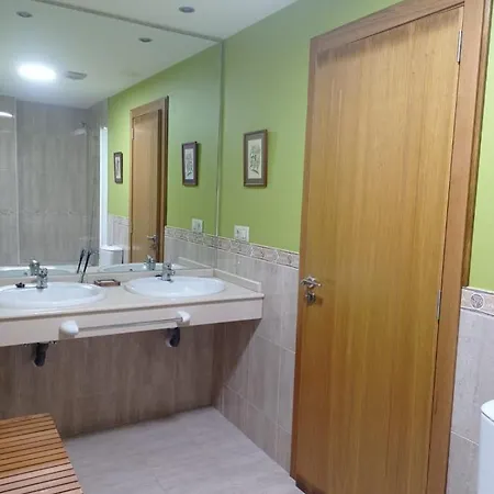Apartamento Isidro Parga Pondal * Laxe