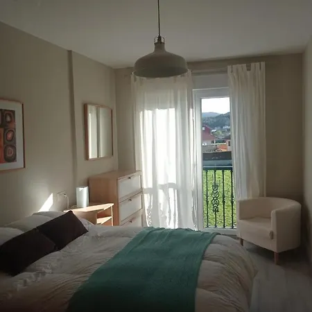 Apartamento Isidro Parga Pondal *
